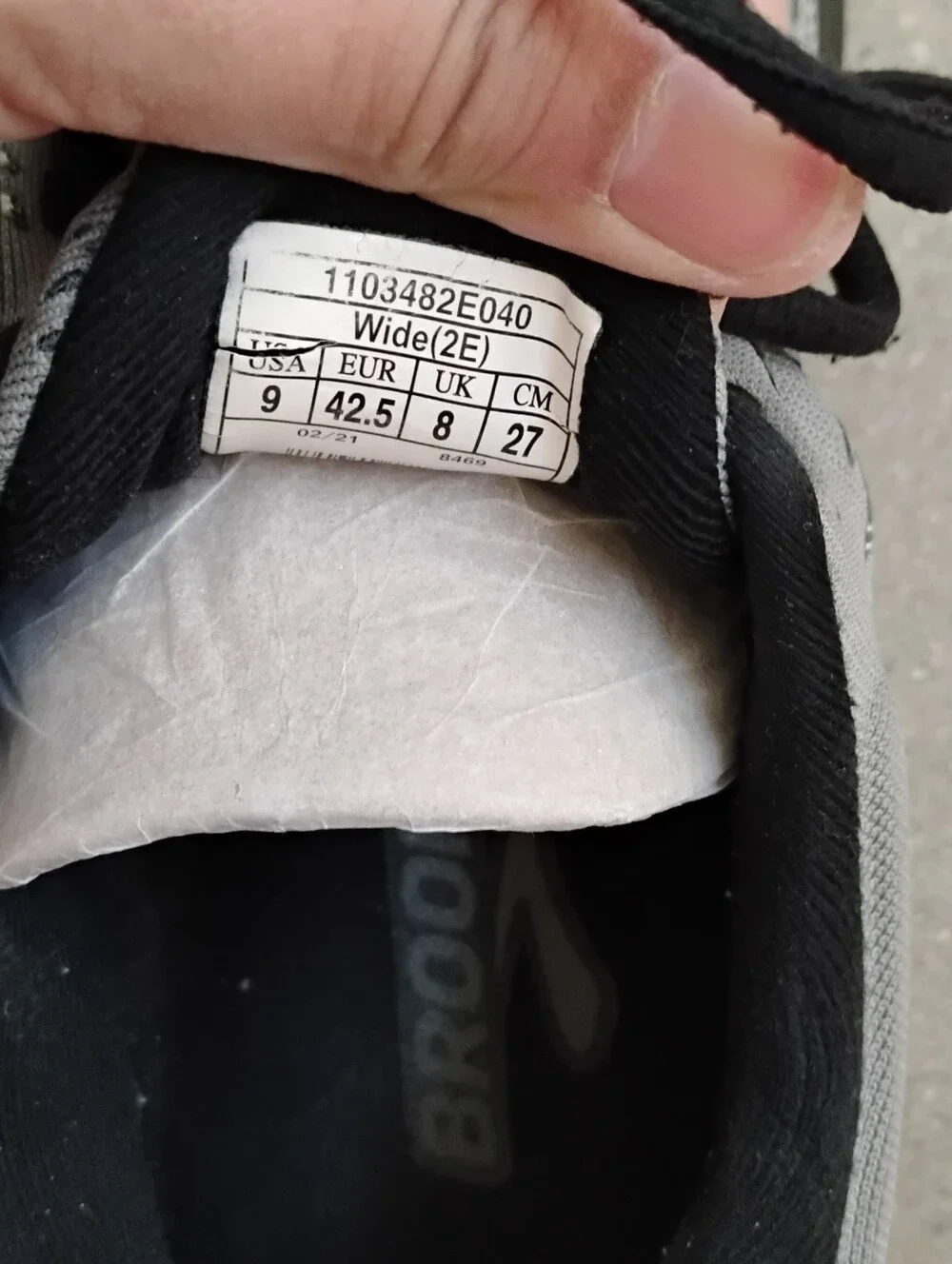 Brooks Ghost Men's Running Shoes - Gray & Black